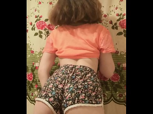 ❤️ Сексуальна молода красуня знімає шорти на камеру ❤ Чортове відео  у нас ❌❤